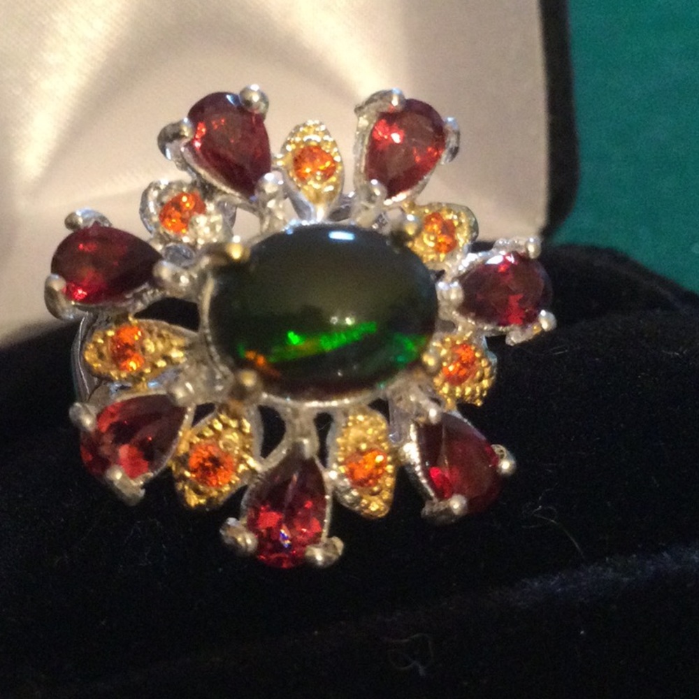 Genuine Black Opal with Garnets Ring - Picture 8 of 16